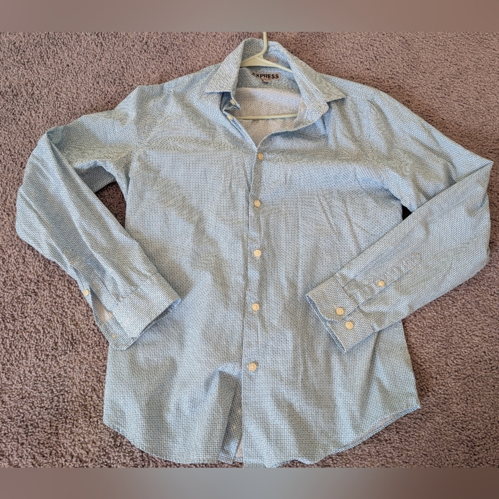 Express Men's Light Blue Patterned Dress Shirt. Good Condition. Size Medium